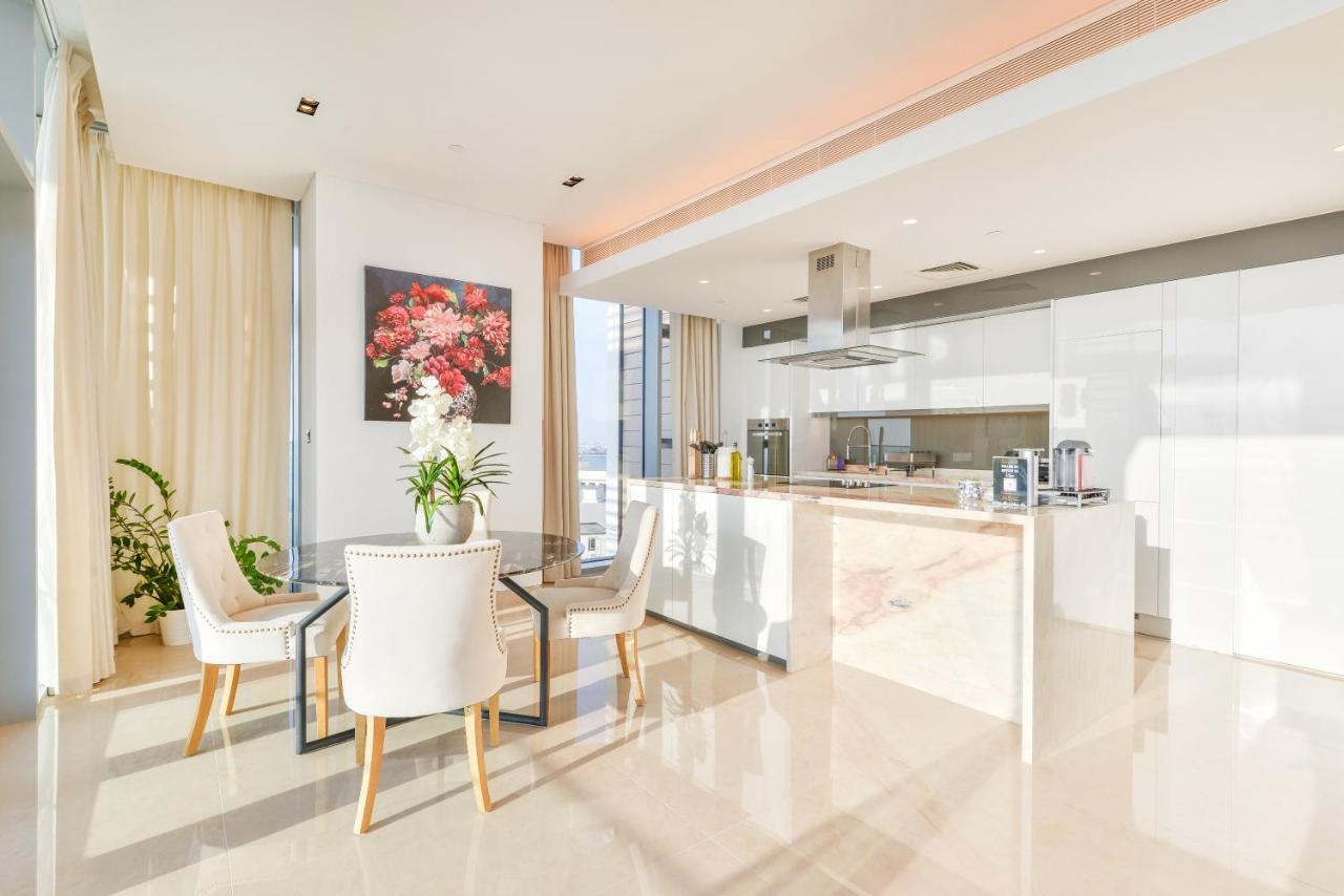 דובאי Posh 2 Bedroom Oceanfront Apt In The Heart Of Bluewaters Island מראה חיצוני תמונה