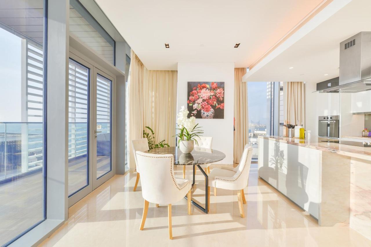 דובאי Posh 2 Bedroom Oceanfront Apt In The Heart Of Bluewaters Island מראה חיצוני תמונה