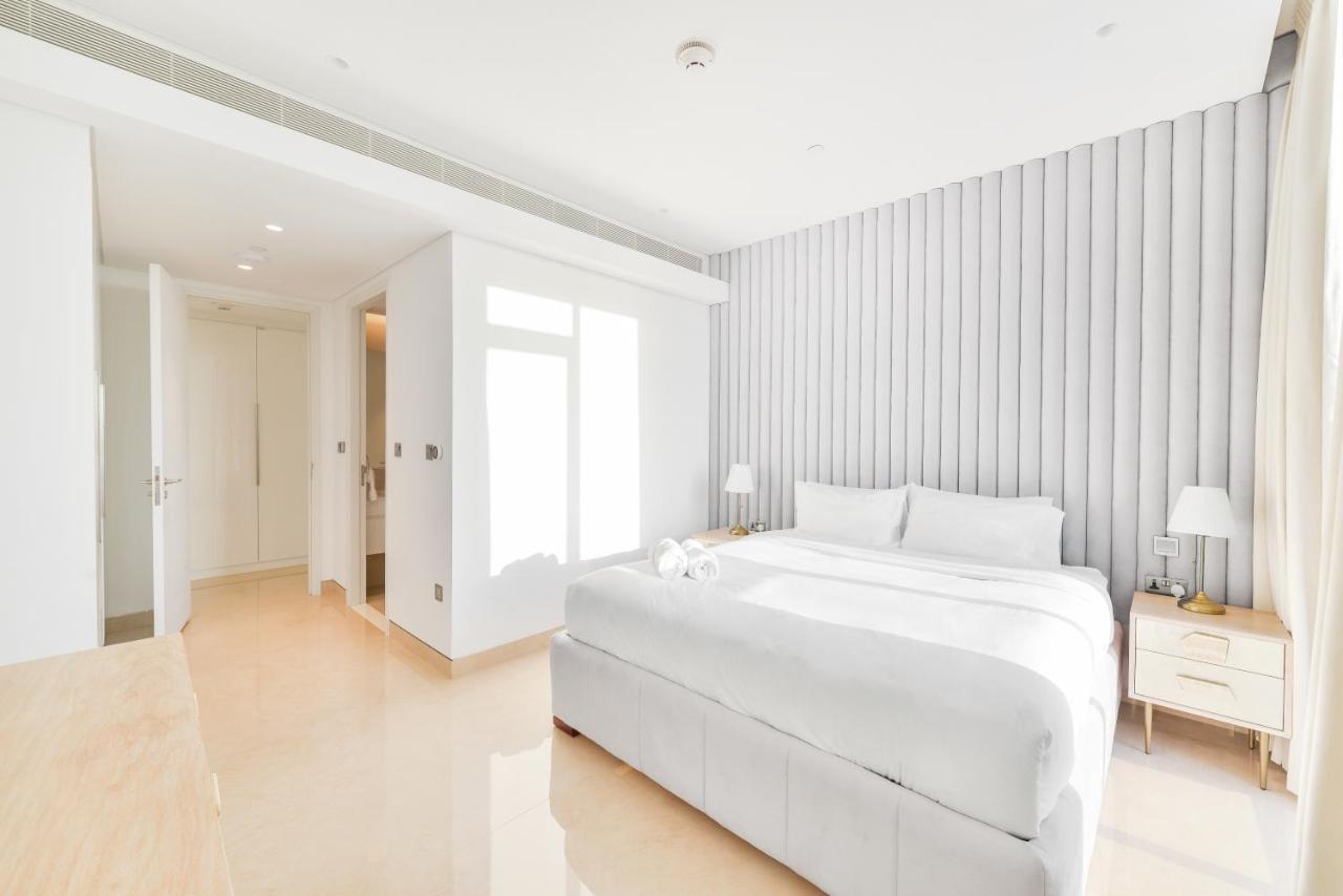 דובאי Posh 2 Bedroom Oceanfront Apt In The Heart Of Bluewaters Island מראה חיצוני תמונה