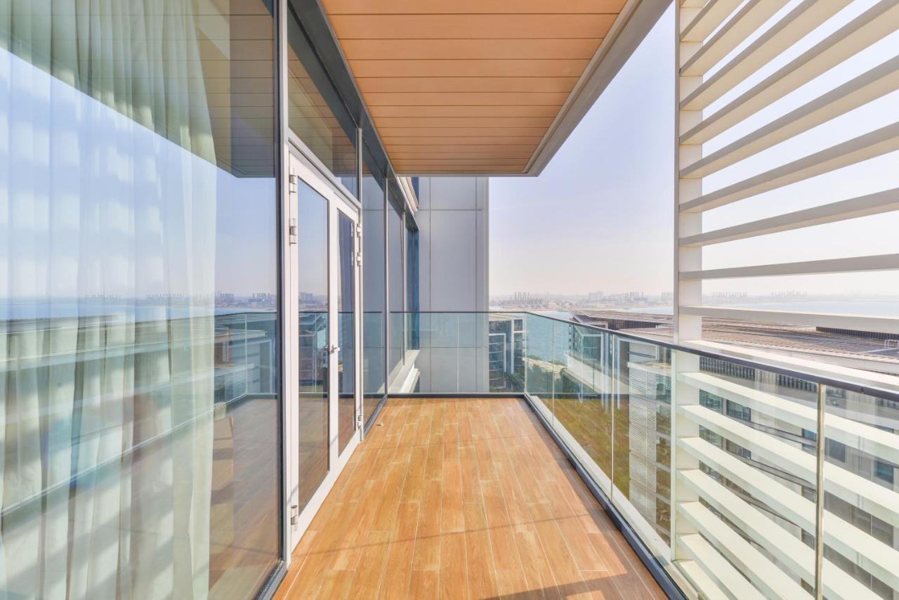 דובאי Posh 2 Bedroom Oceanfront Apt In The Heart Of Bluewaters Island מראה חיצוני תמונה